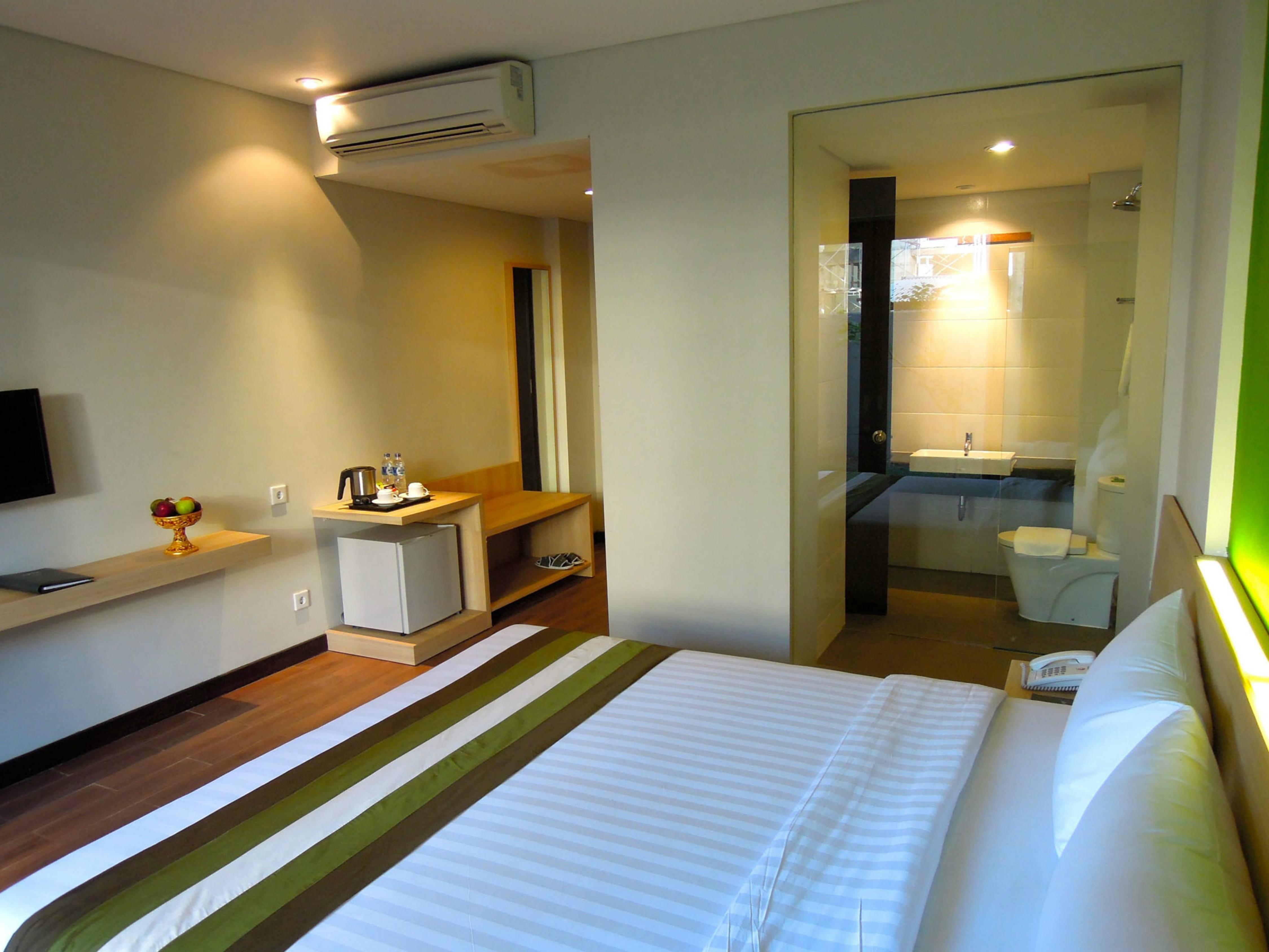 Grand Whiz Hotel Nusa Dua  Exterior photo