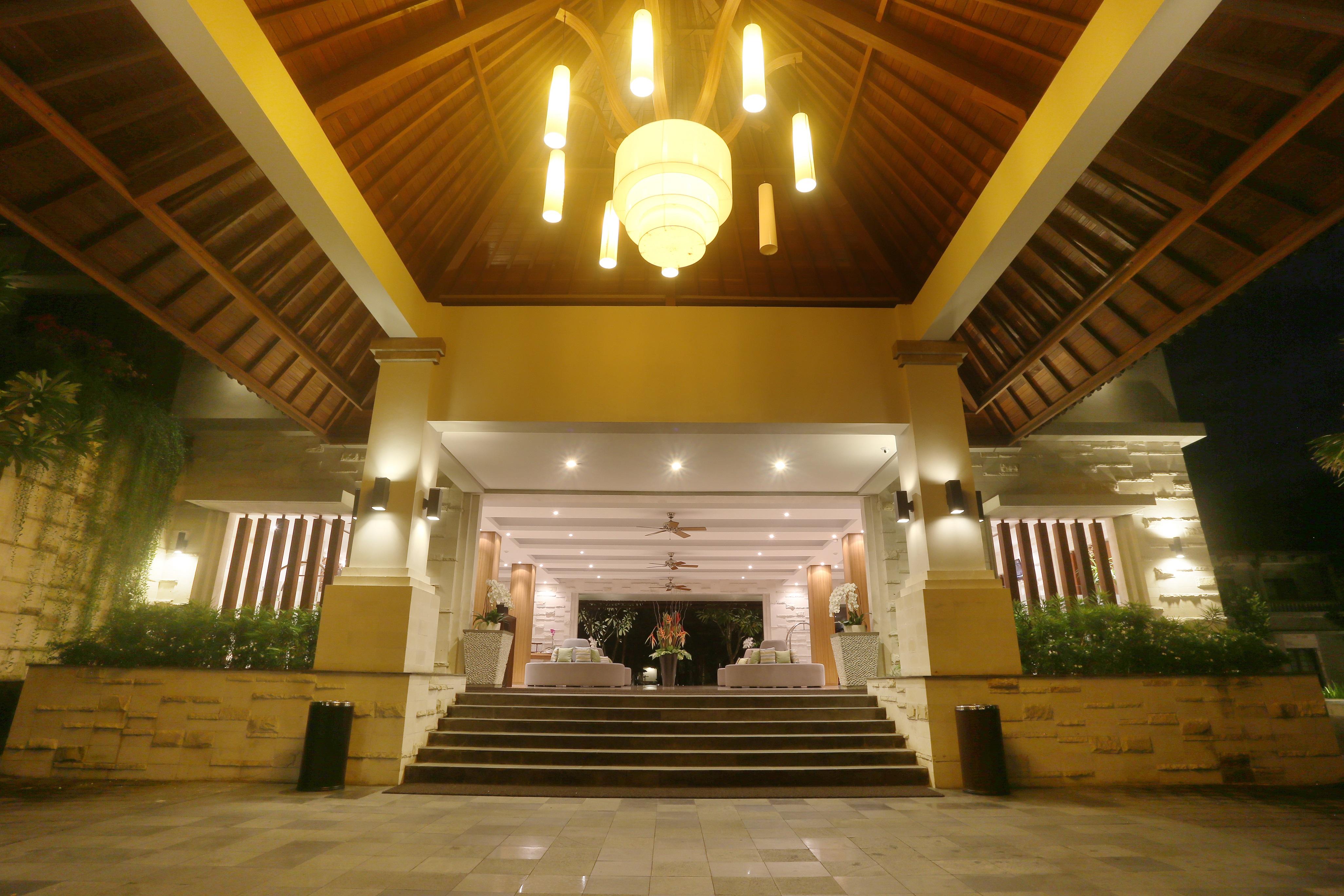 Grand Whiz Hotel Nusa Dua  Exterior photo
