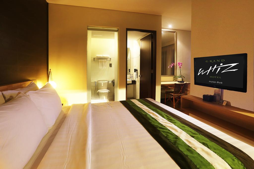 Grand Whiz Hotel Nusa Dua  Room photo