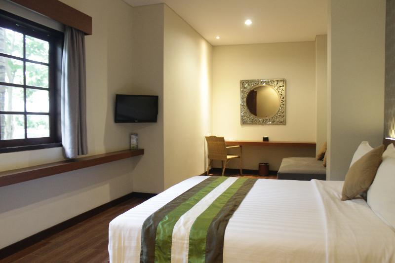 Grand Whiz Hotel Nusa Dua  Exterior photo