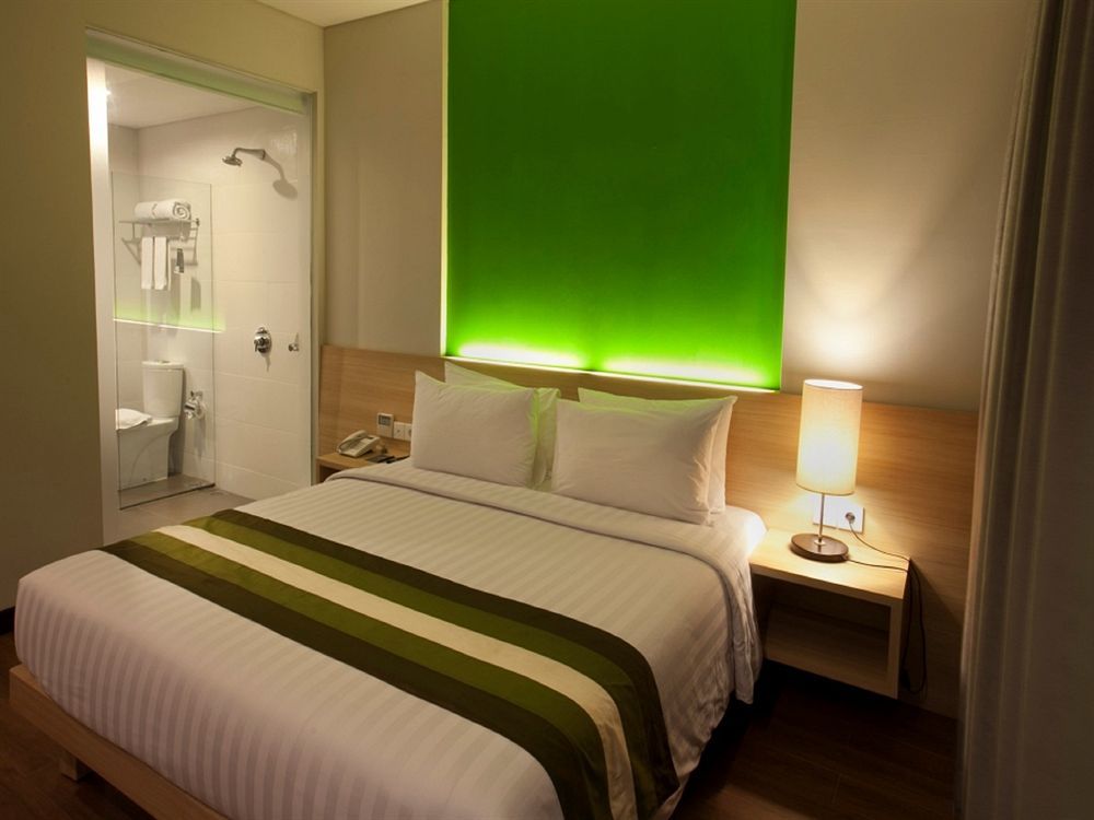 Grand Whiz Hotel Nusa Dua  Exterior photo